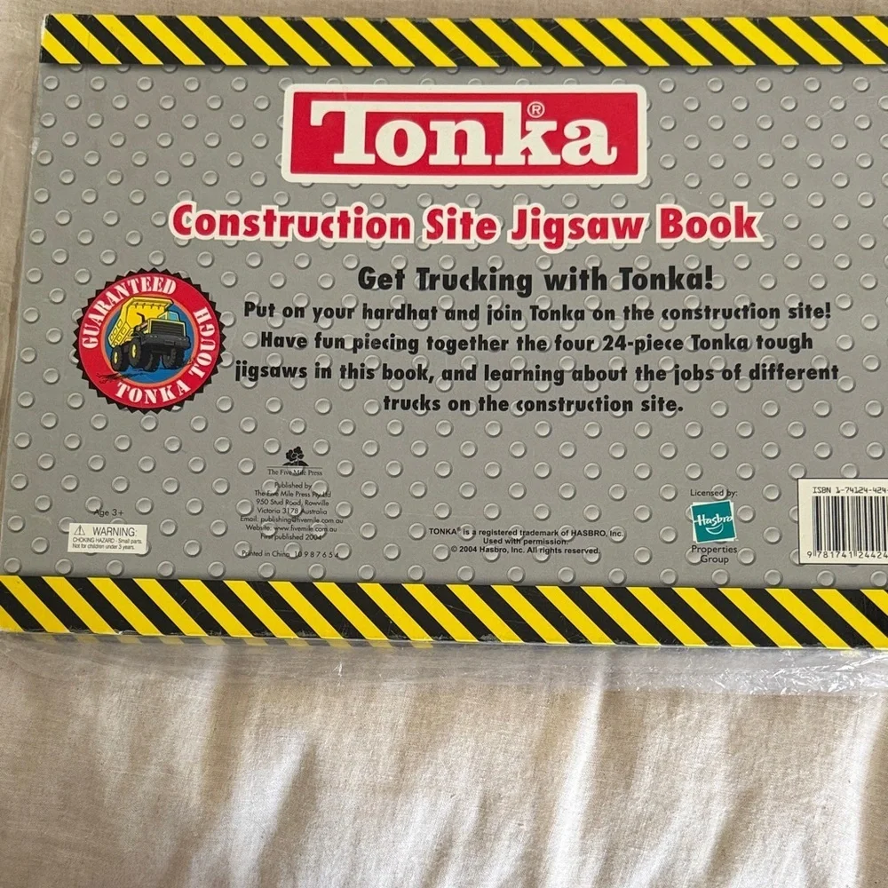 Tonka Construction Site Jigsaw Book - Yellow and Black